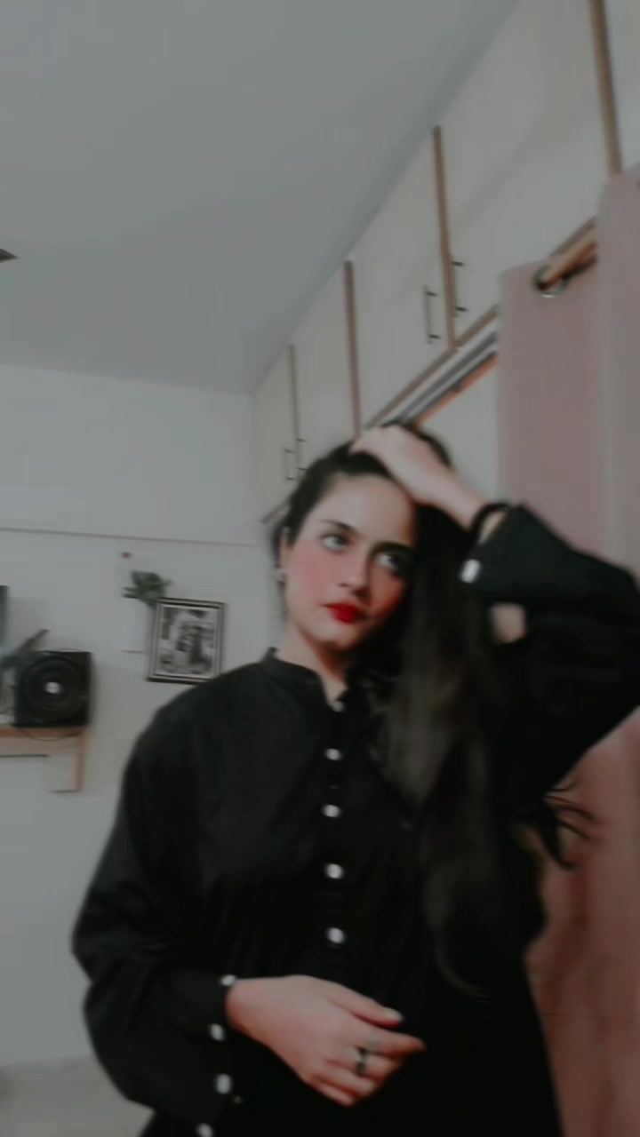 @Ayesha 💕💥👀