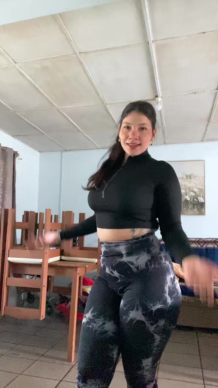 @Correa correa🍓💙❣️✨