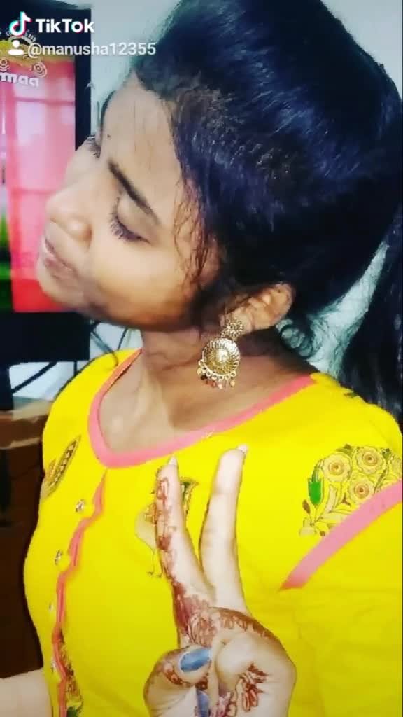 @manu😍....🖤