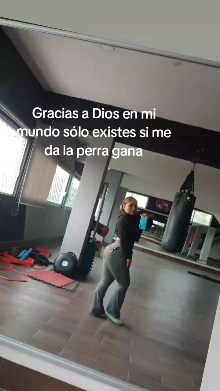 @roxxy