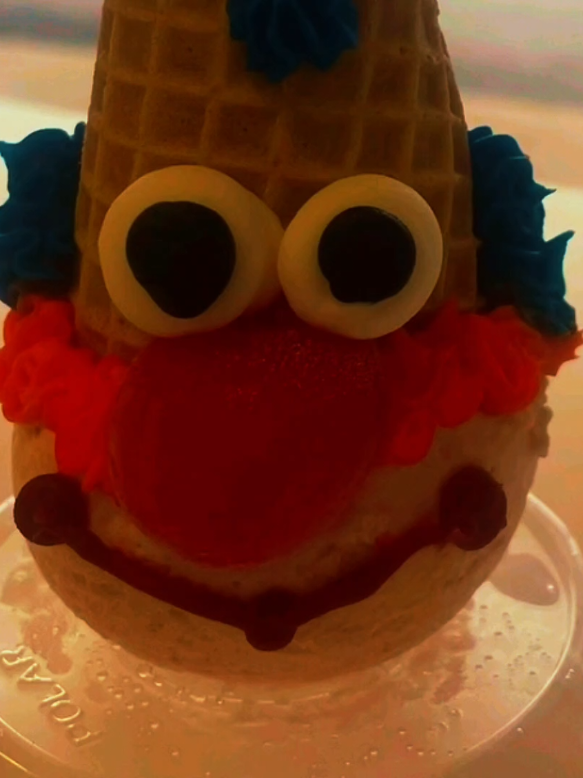 @clown coner