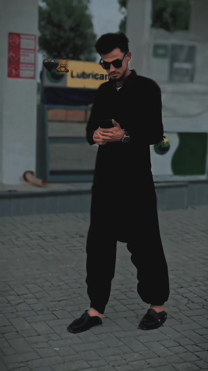 @شيراز لغاري