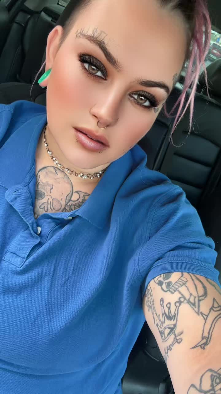 @GOTHICMOMMY666