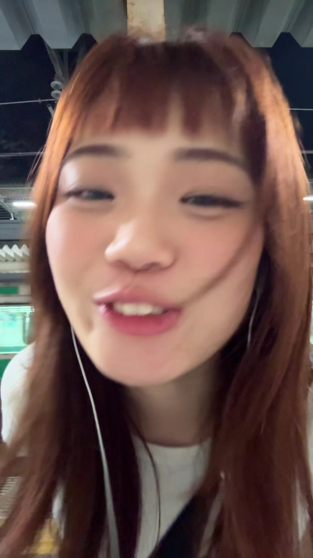 @酒井ひな