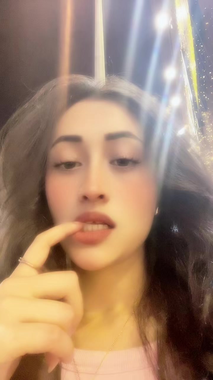 @🫰