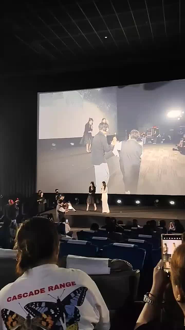 @𝗮𝗻𝗲