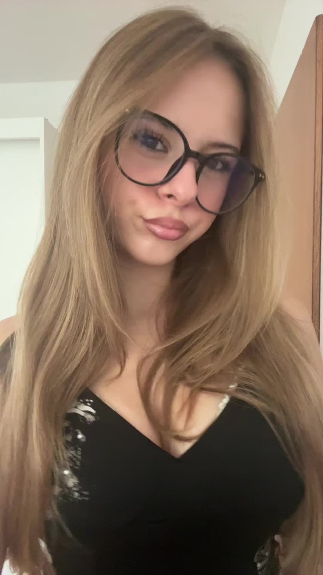 @𝐑 𝐀 𝐌 𝐎 𝐍 𝐀 🦢