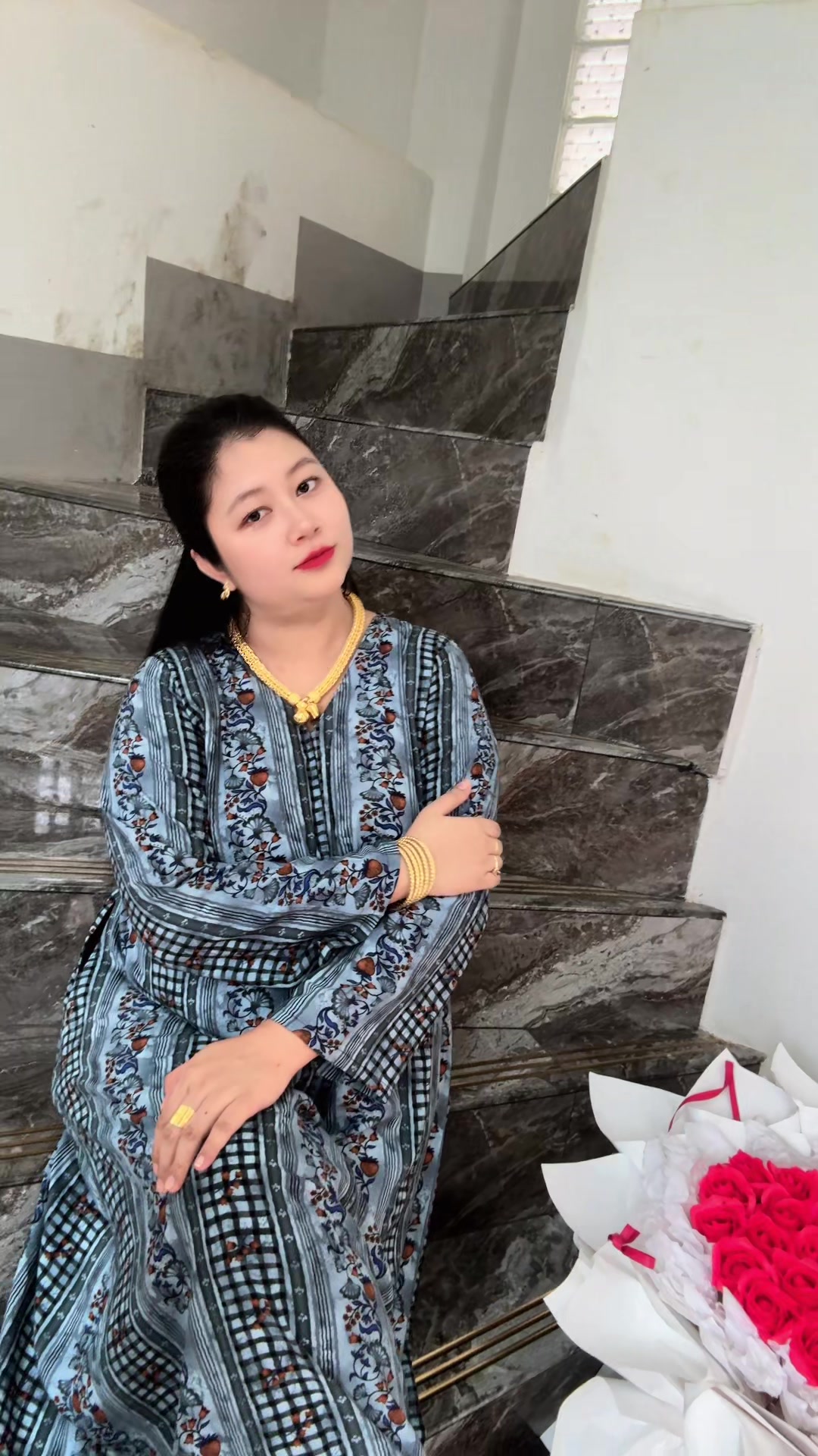 @Shwe Htet ïŁż