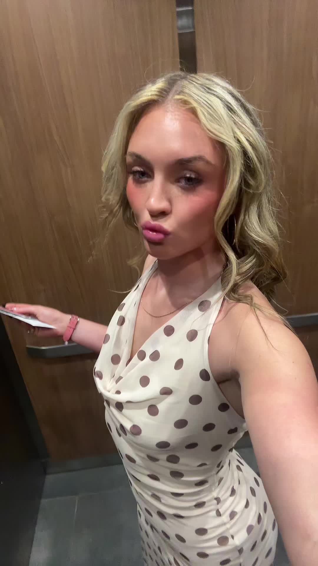 @Kiara