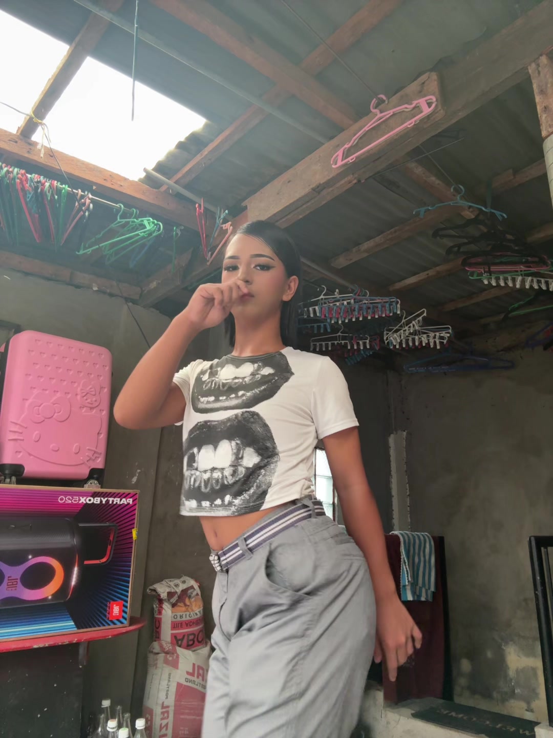 @Skylvrr