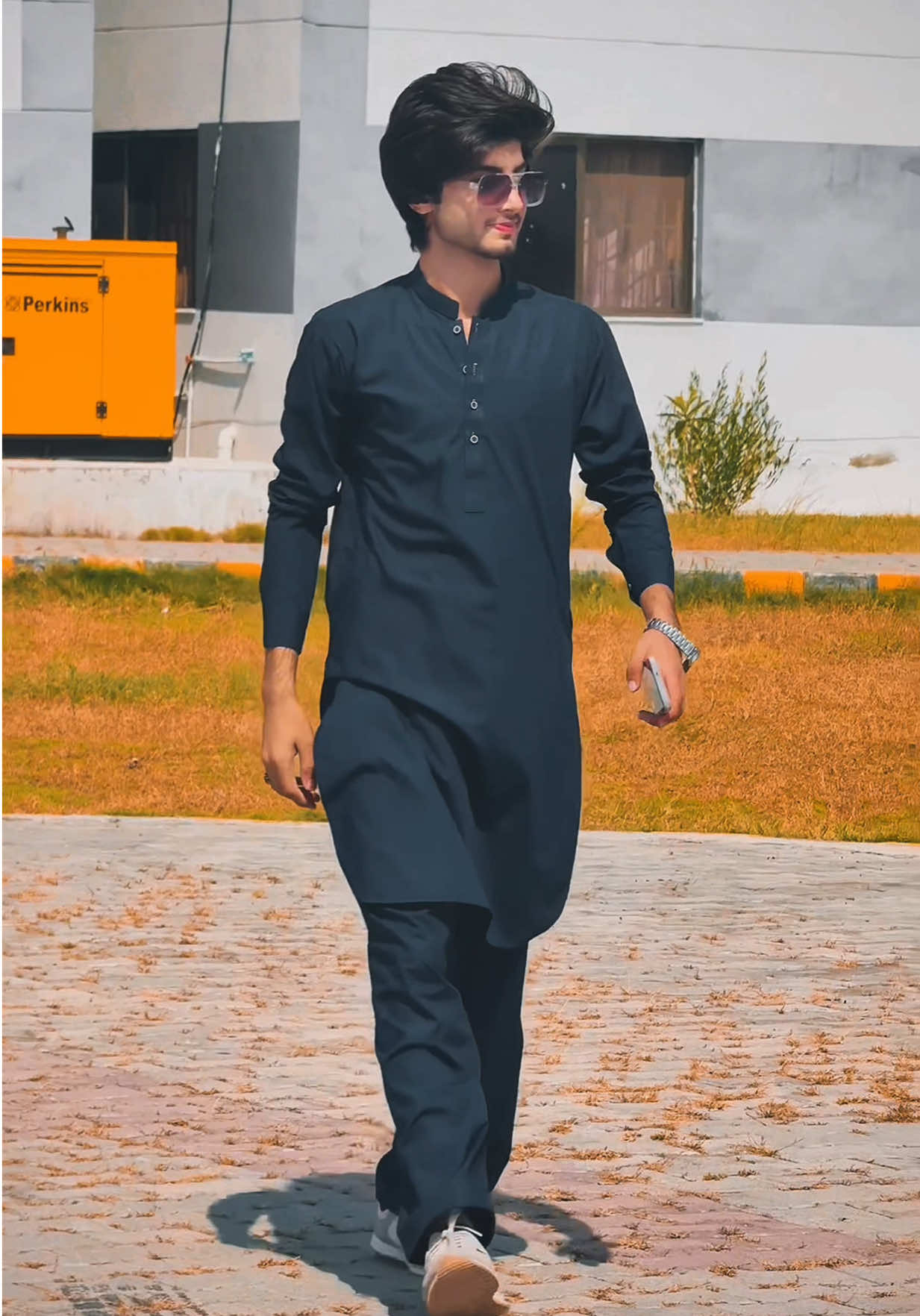 @Shahid_loyal2