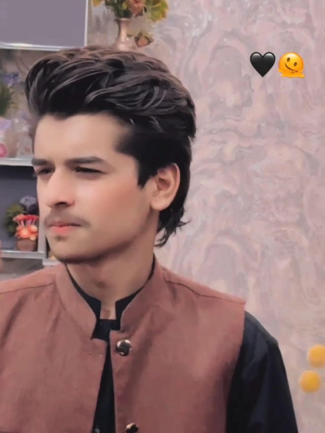 @Azaan 🧸