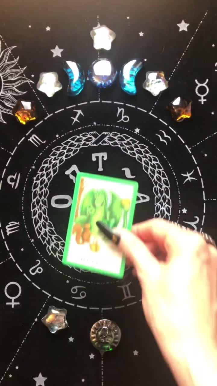 @yourownvoicetarot