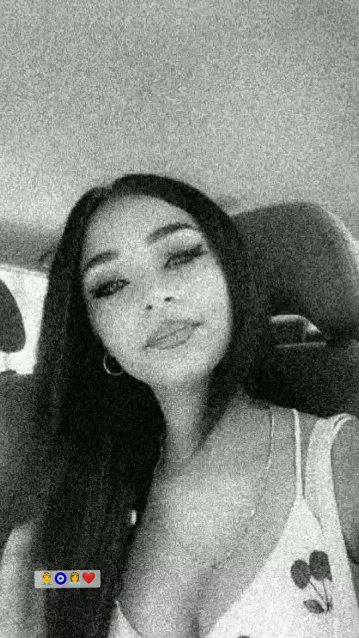 @👸🏽✨