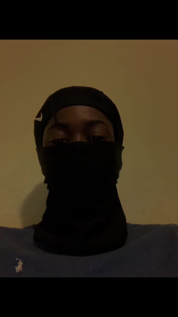 @𖣂