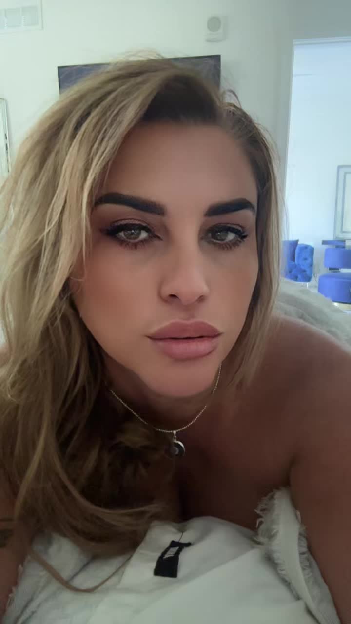 @Denia🦋🦋