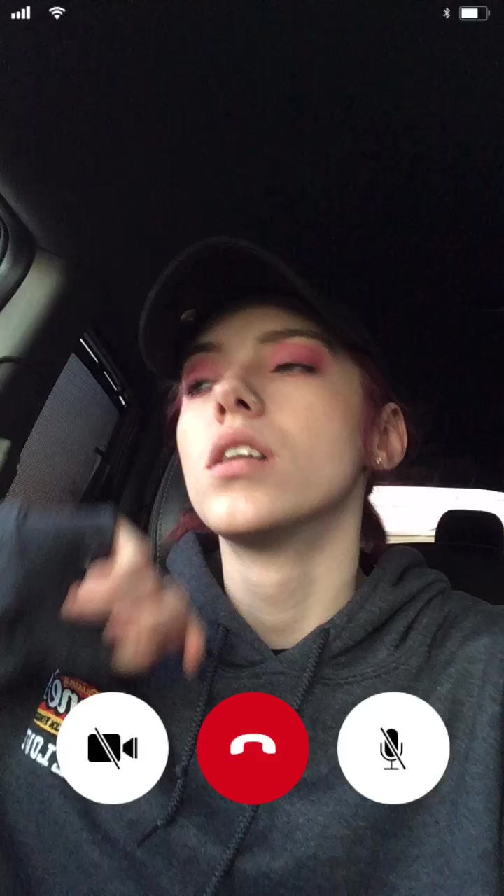 @Alysa🌙