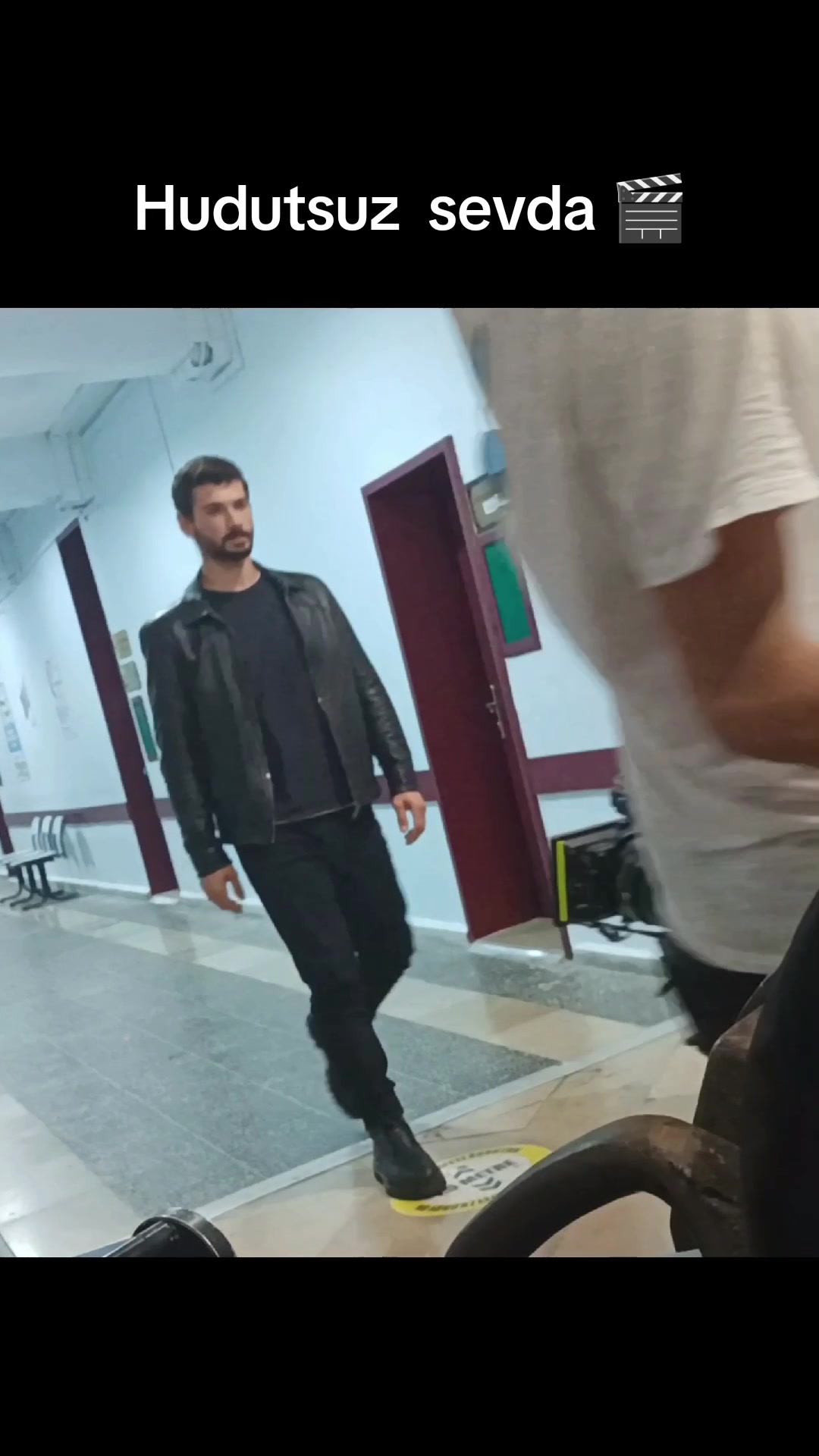 @Kamera Arkası