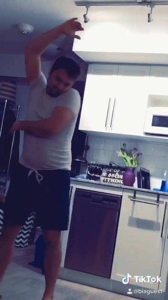 @biapradoribeiro_
