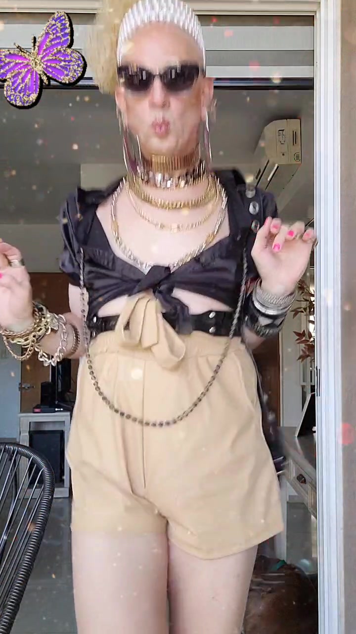 @SISSY KAREN