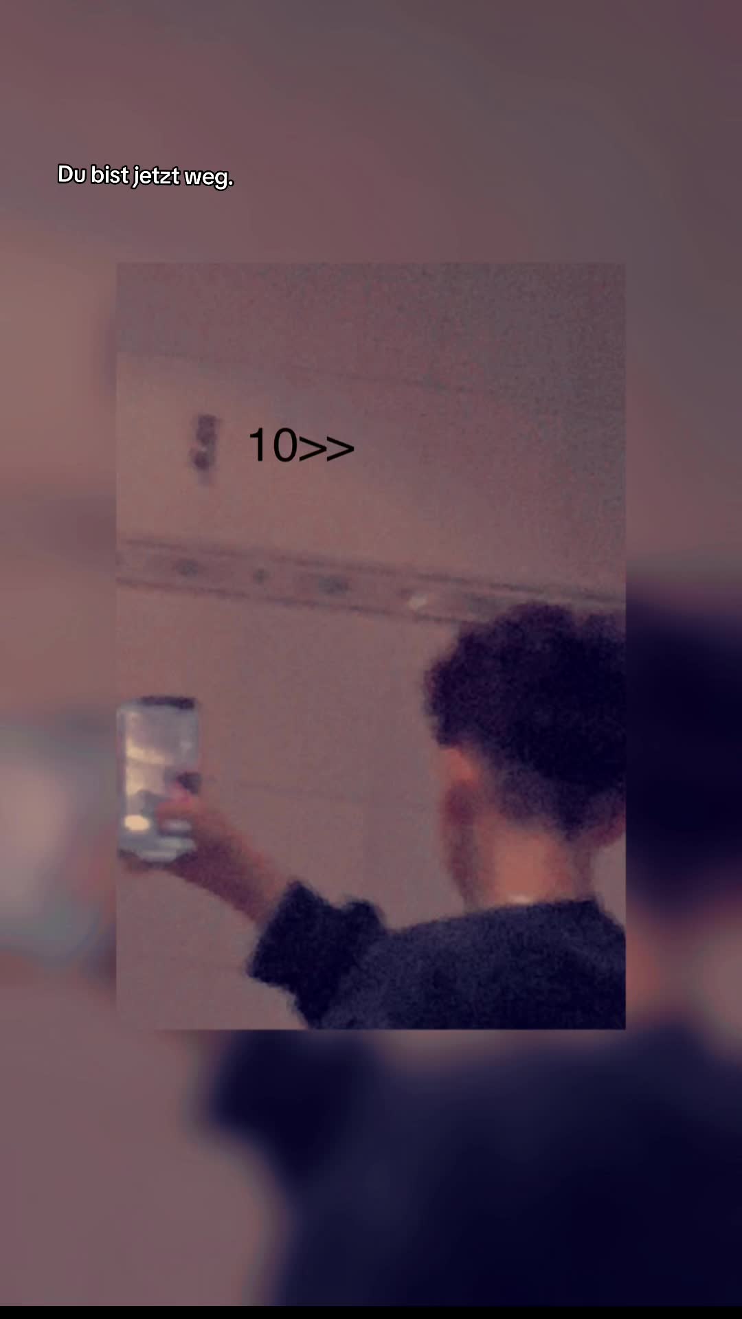 @001