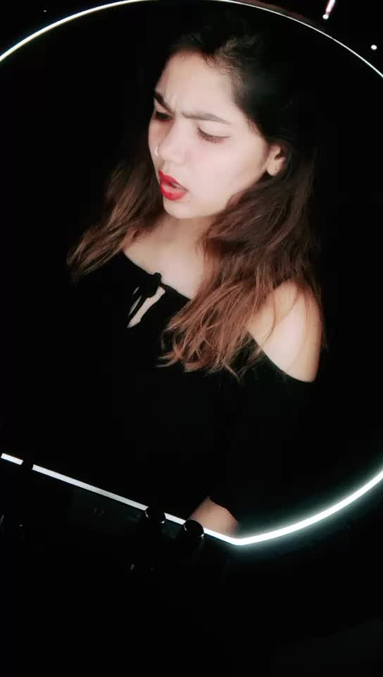 @sofiya