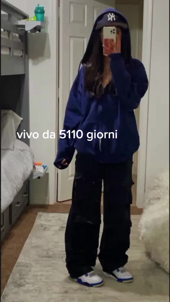 @Giulia &bull; non ti segue