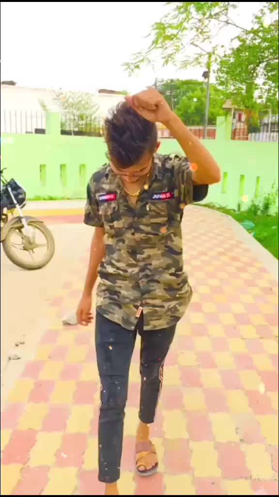 @suraaaj__