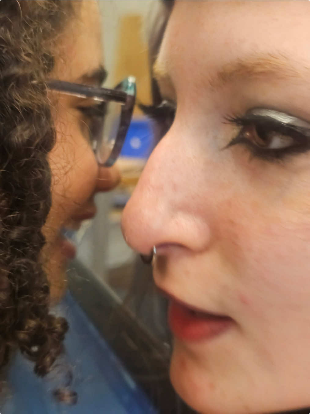 @girlkisser (no girls kissed)