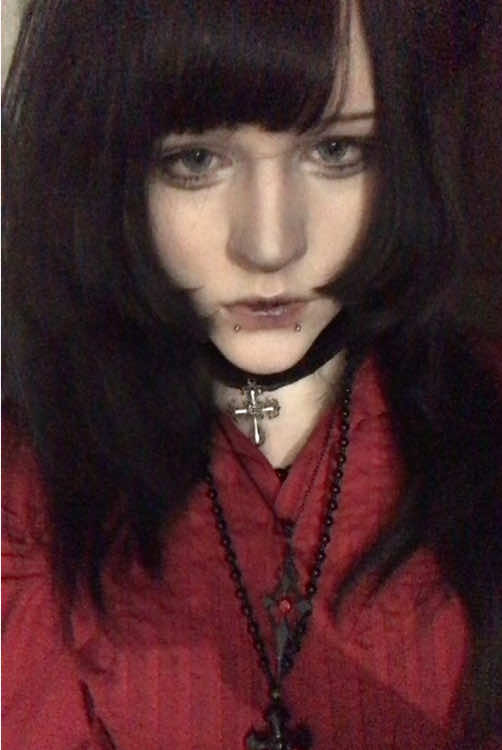 @✞☠︎ 𝕸𝖎𝖒𝖆(◡‿◡✿) 餅⋆˚✿˖° ༺♱༻