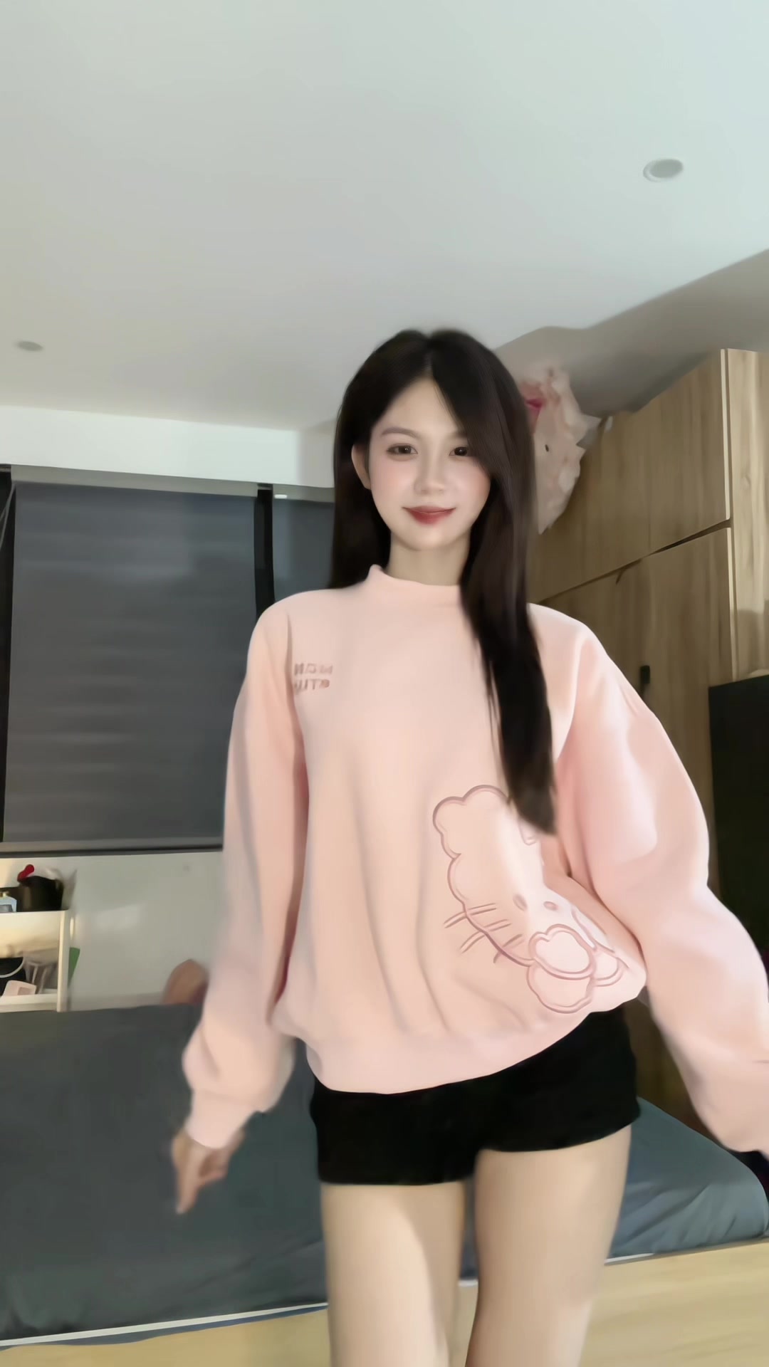 @Trân