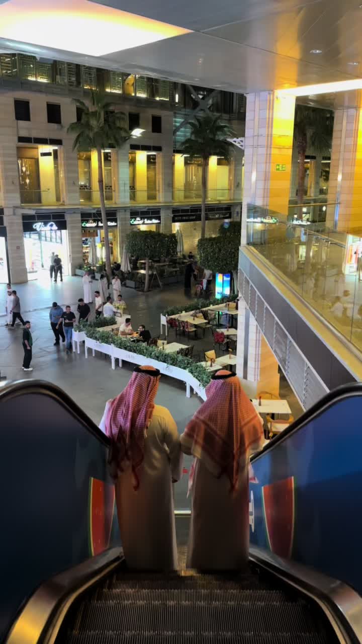 @ُ
