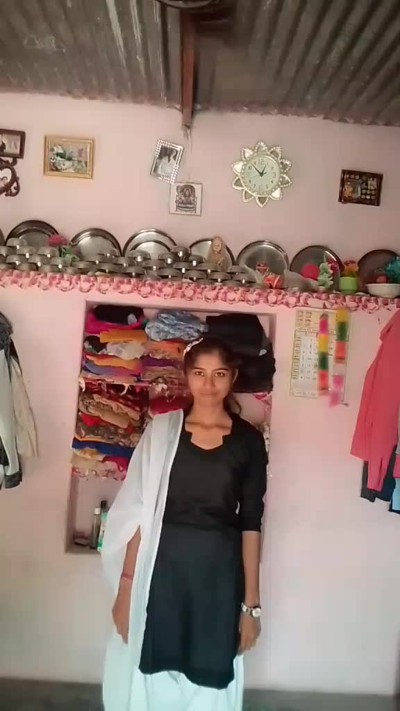 @RAJASTHANI STUDIO BM