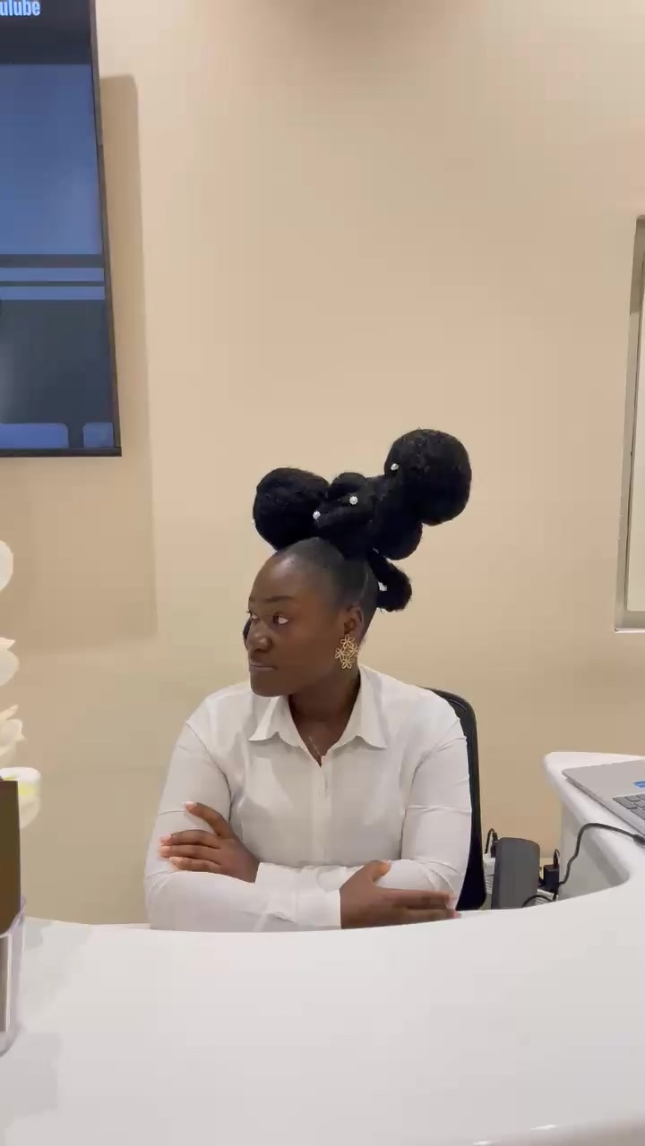 @daphn&eacute; nicole ngah✝️