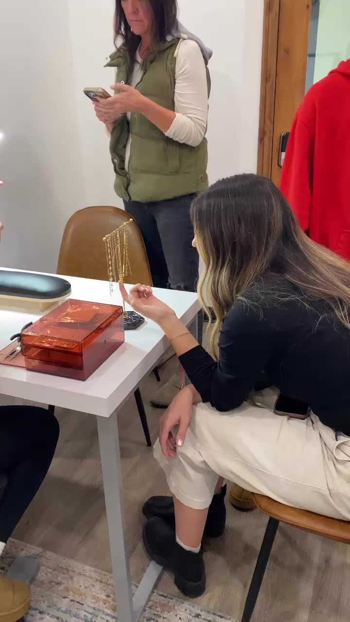 @Relei Boutique and PJ