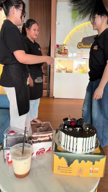@Kue ultah mksr chocola.cake