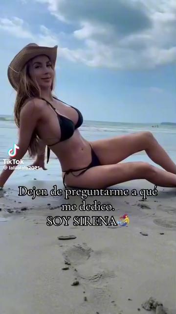 @LaPenguin