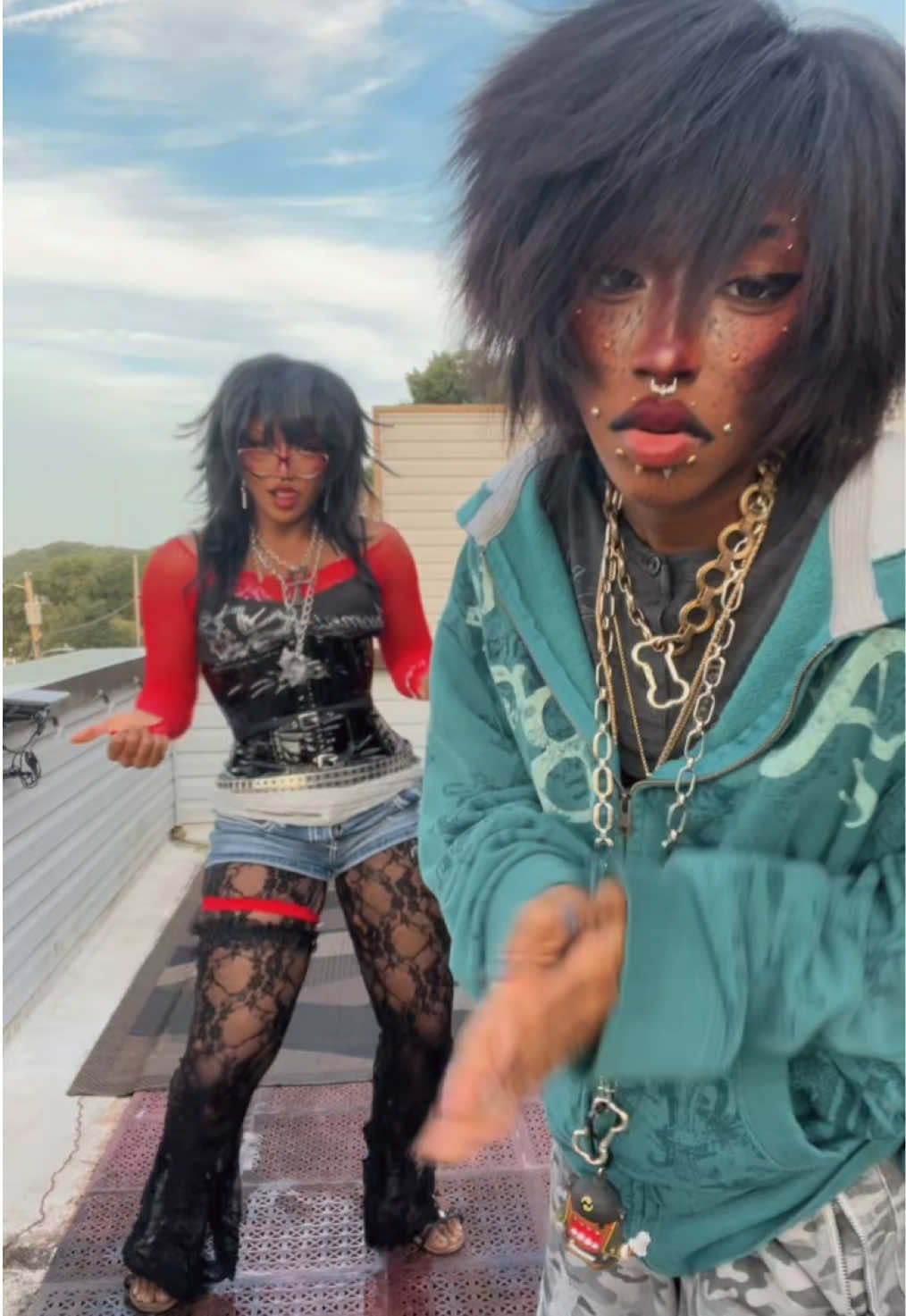 @★LEVII★