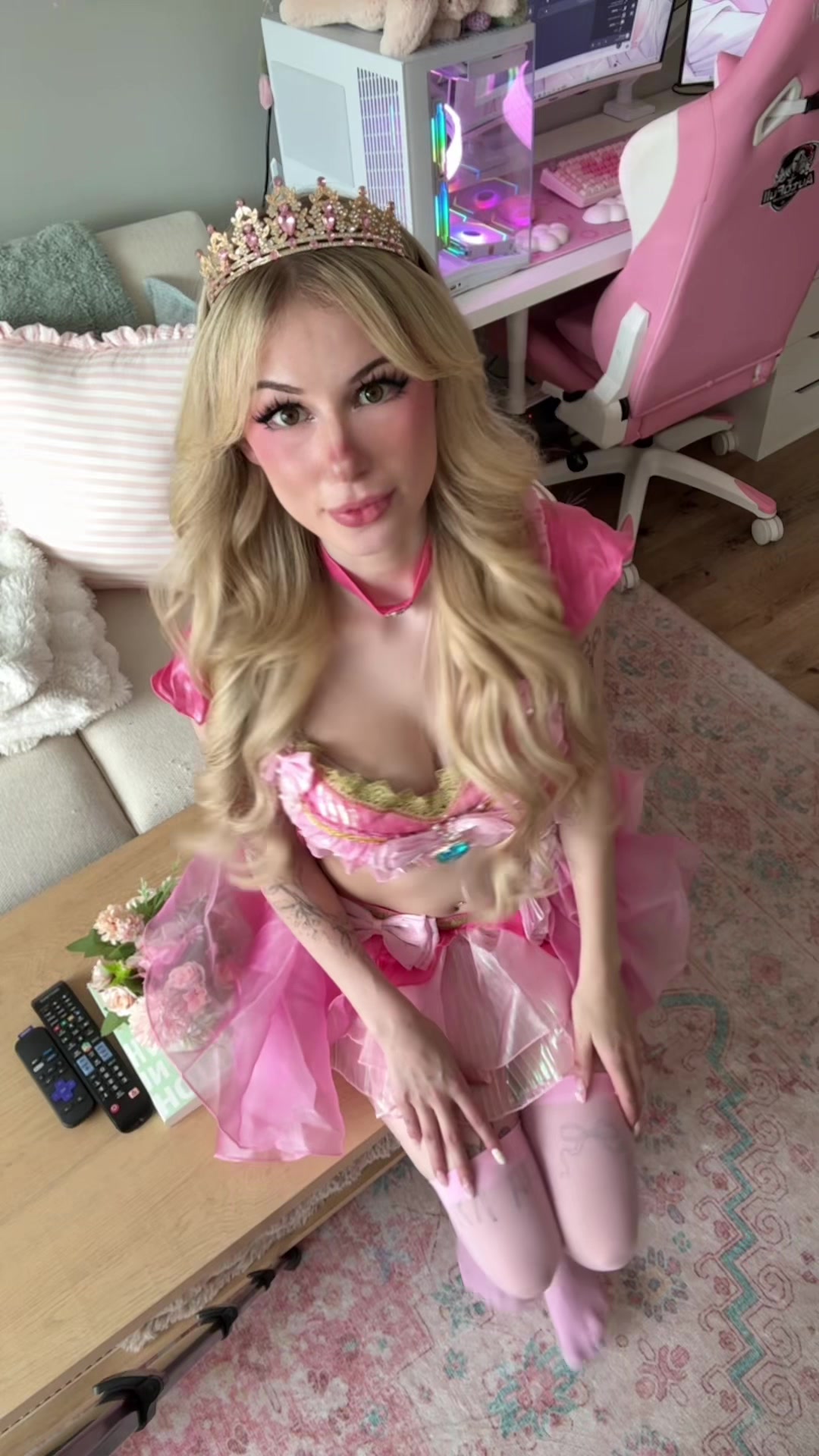 @luna <3