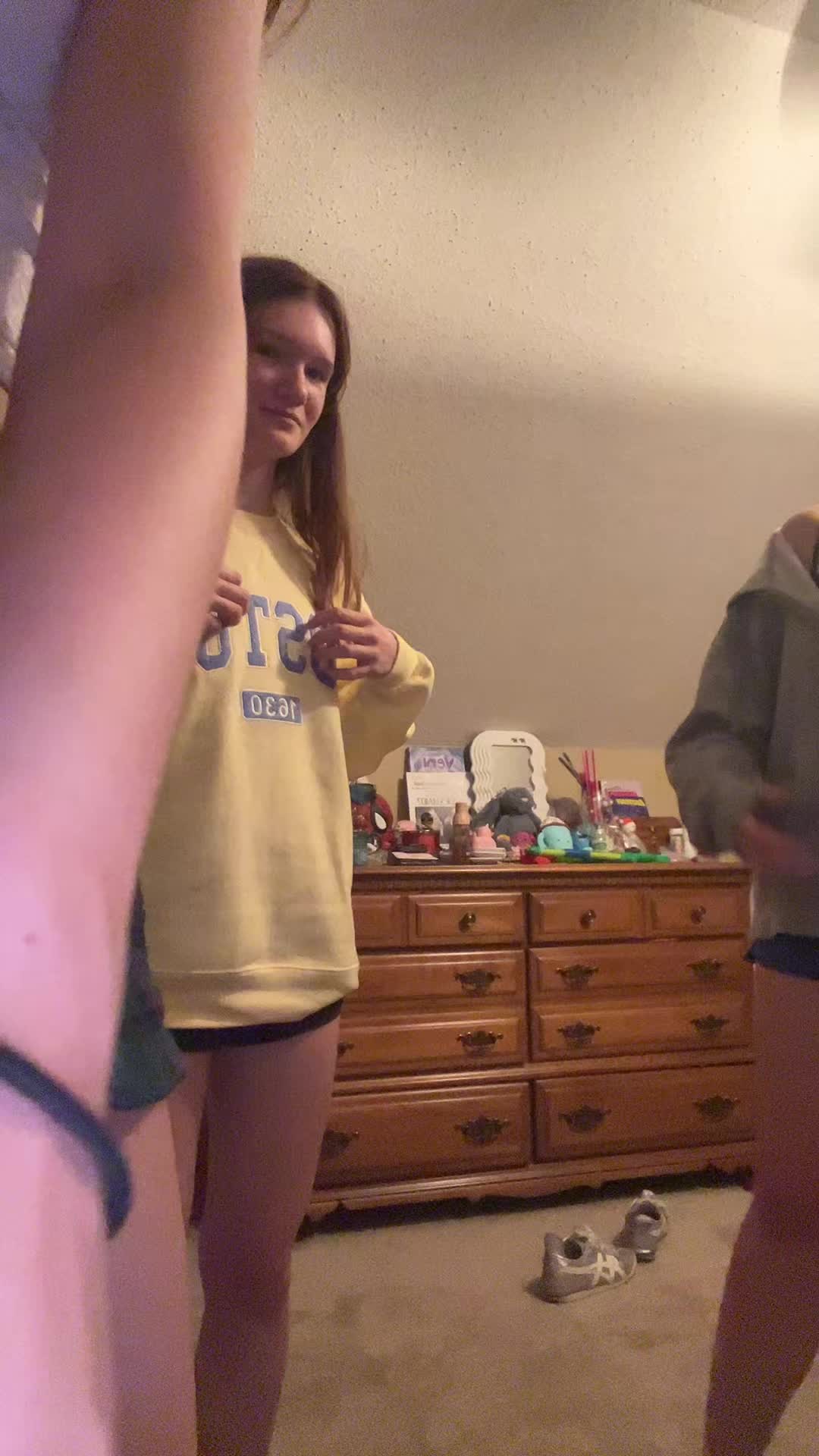 @🧸