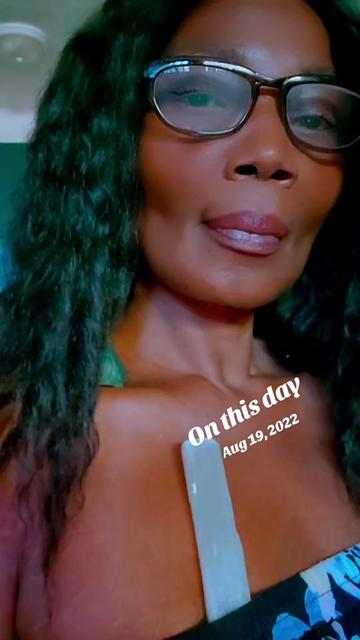 @Karen Ankh🇨🇦MotivationPush❌️