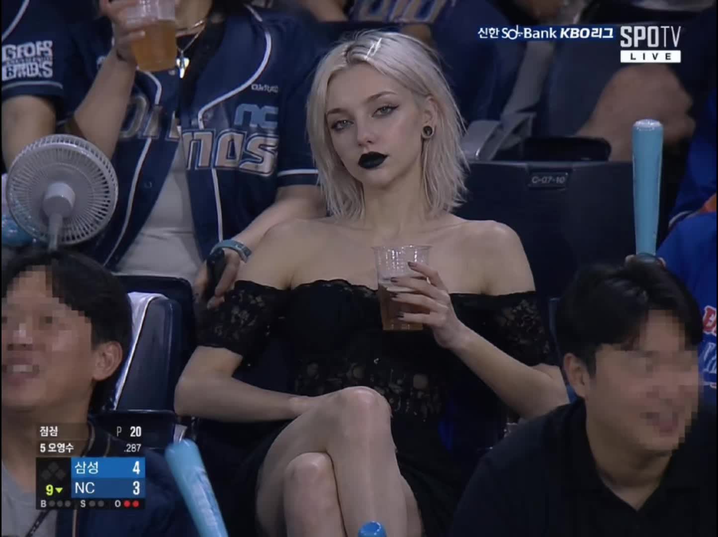 @kaia.dark