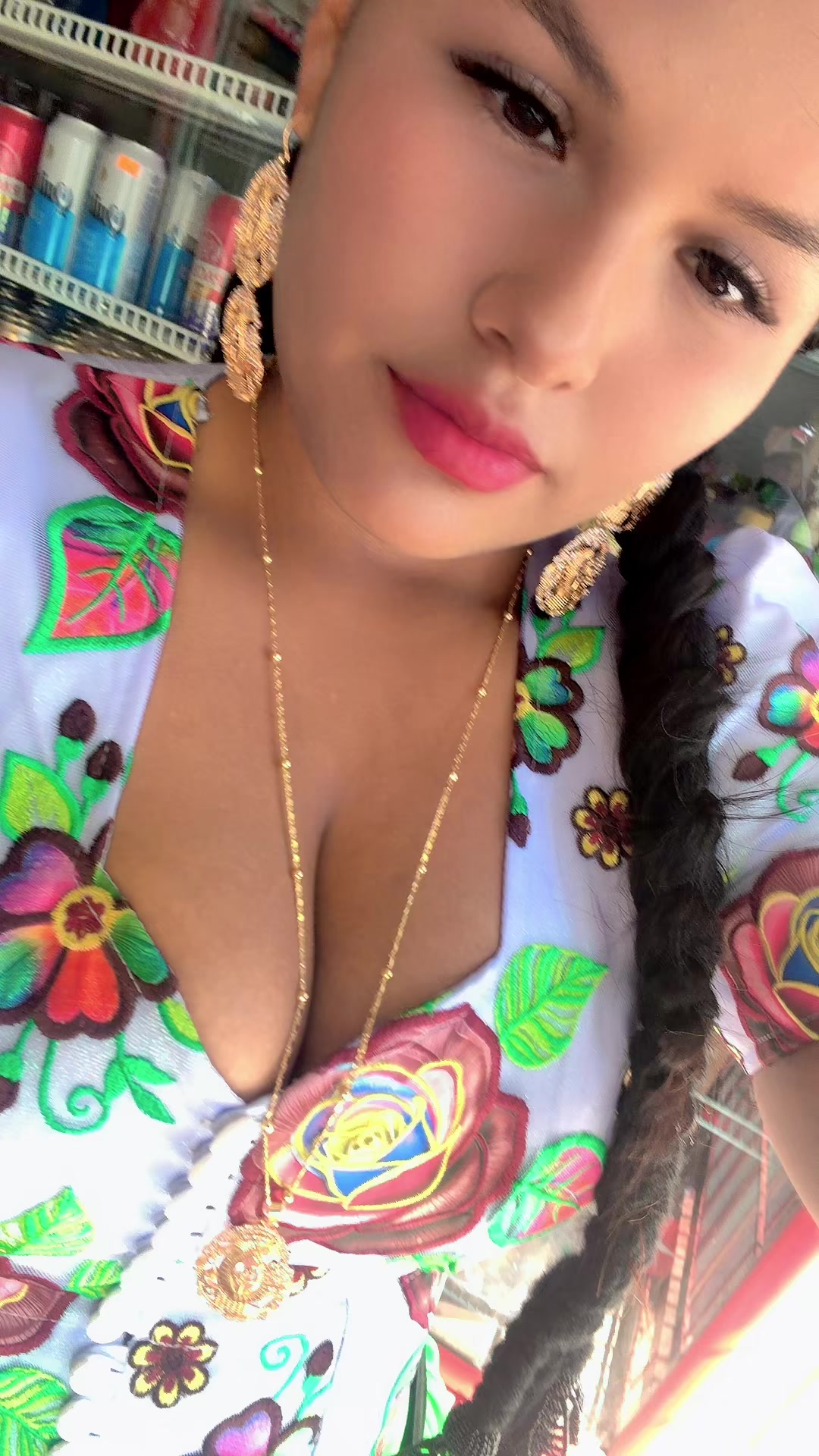 @ Lía Medrano🧃🍓✅