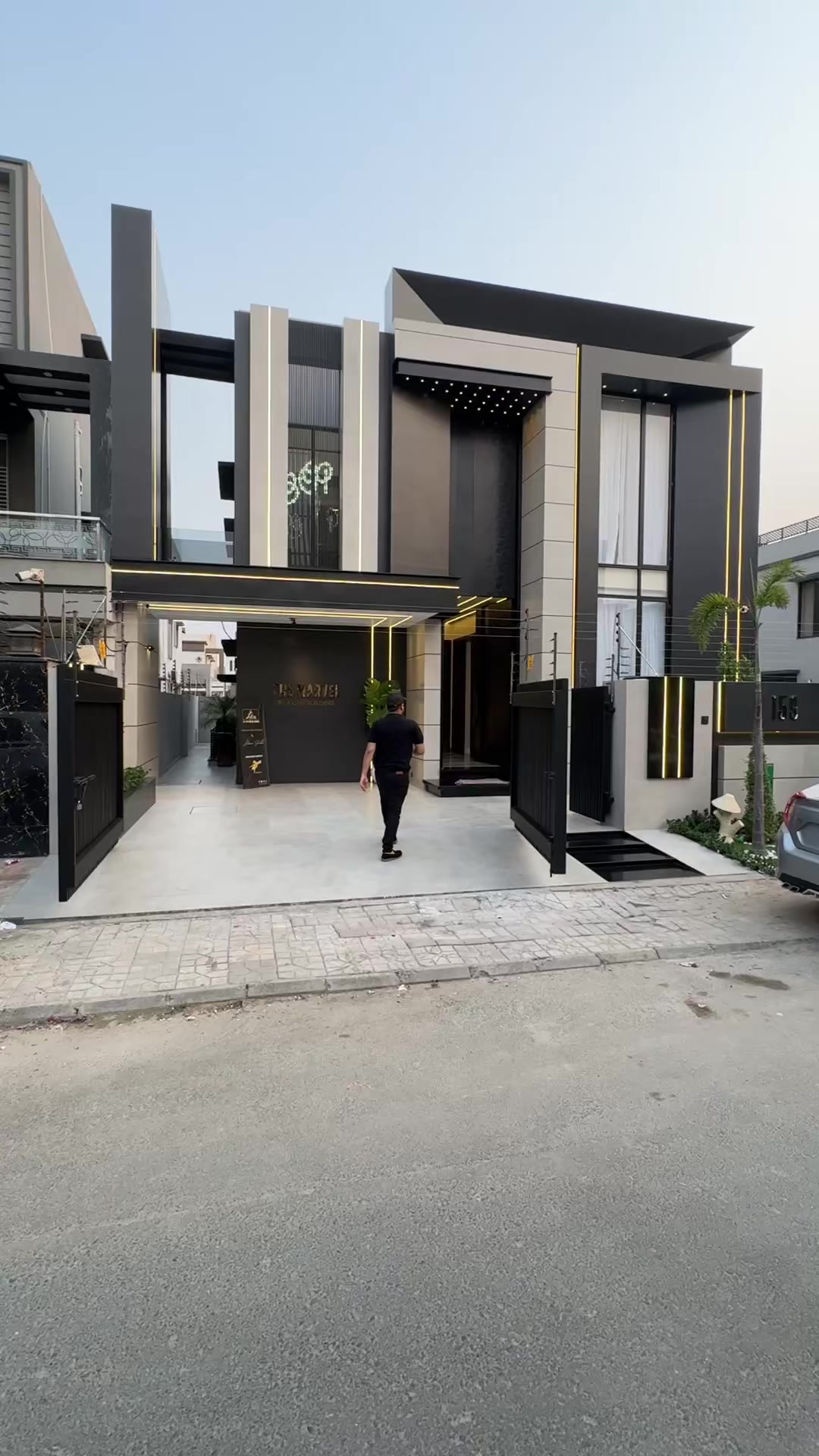 @KING ESTATE