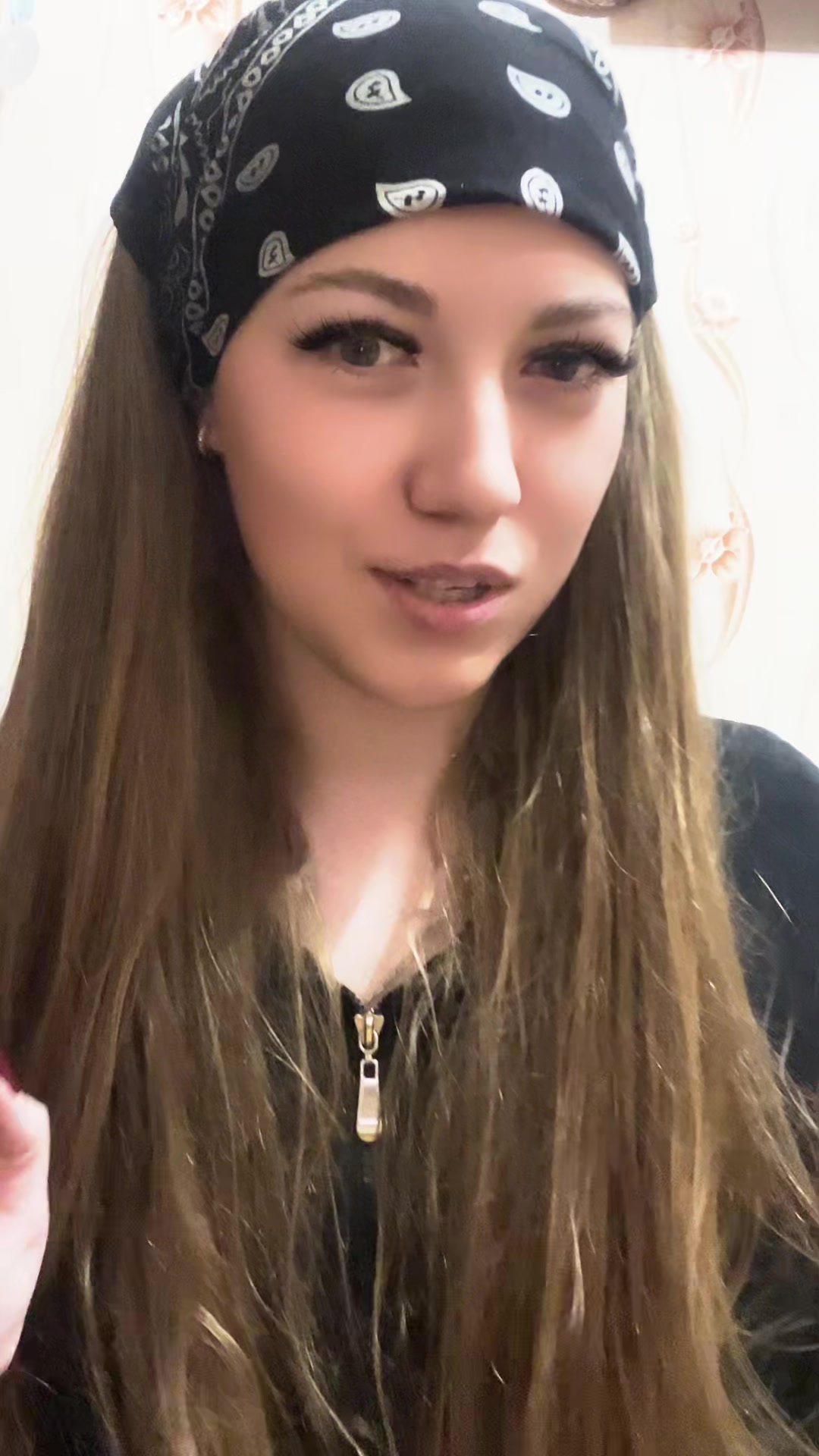 @Лен🆗