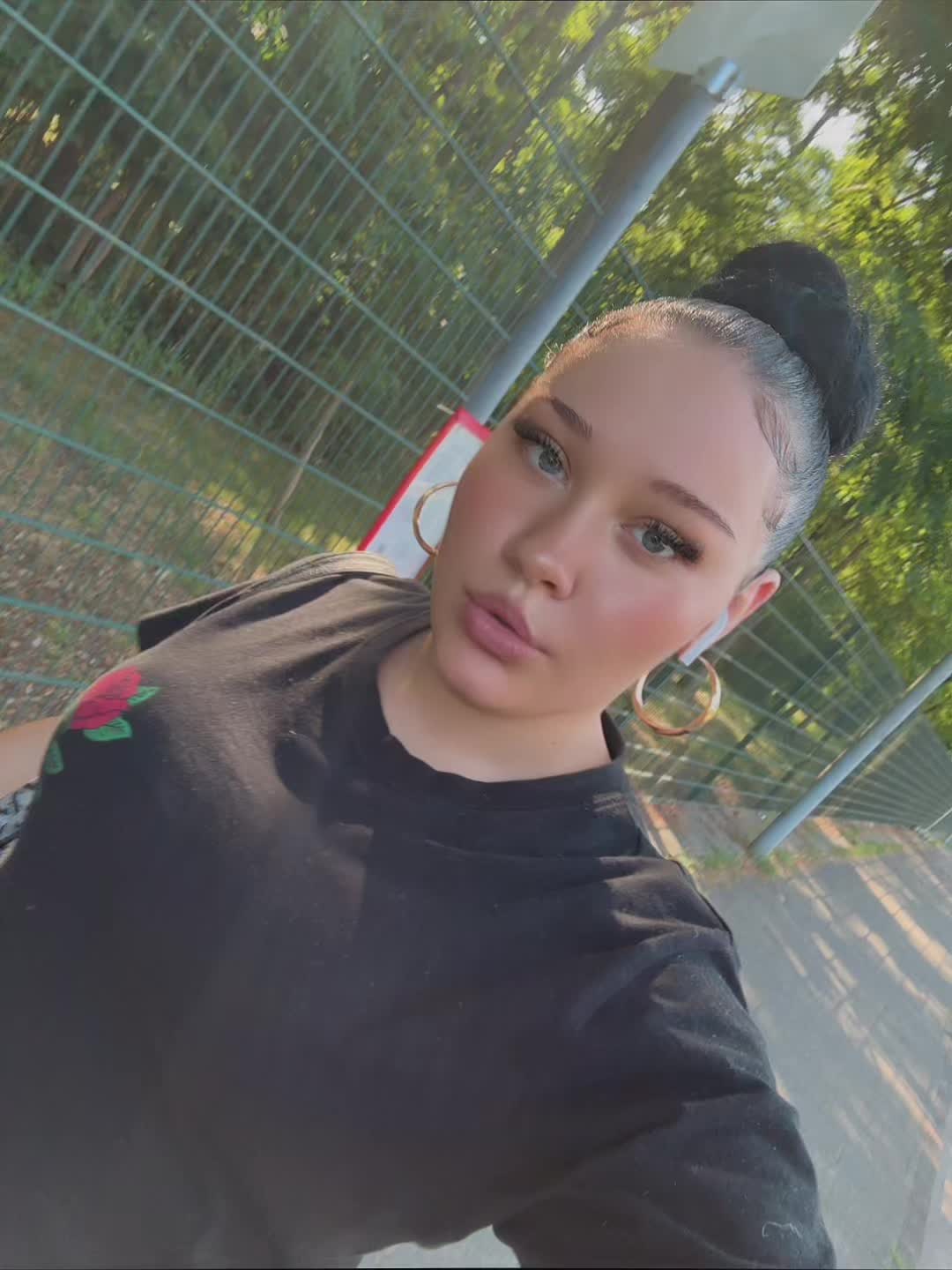 @🇷🇺
