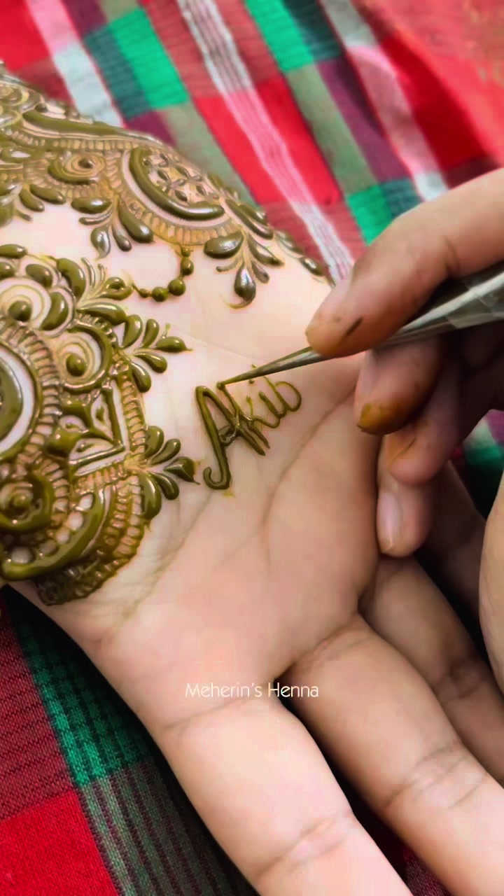 @Meherin's Henna