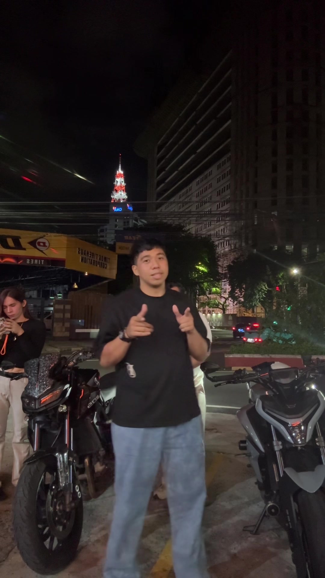 @Rj