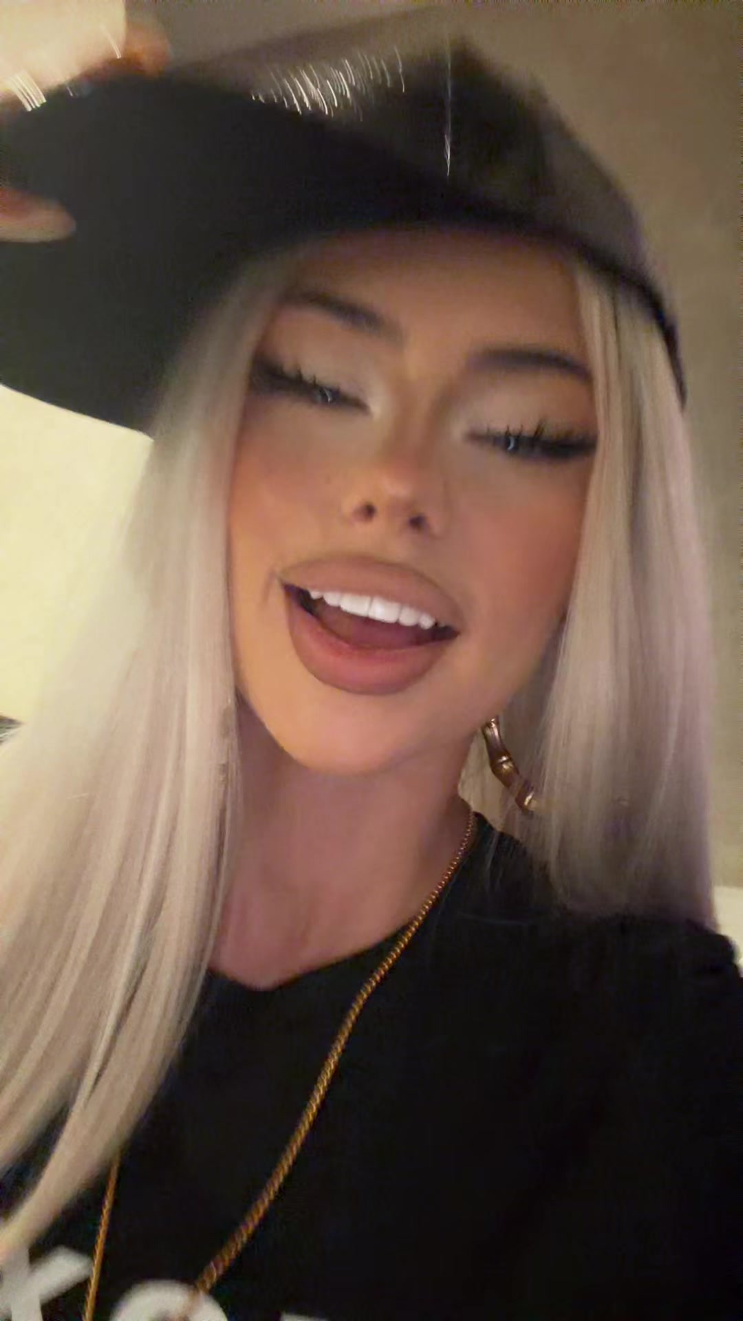 @Syndii69