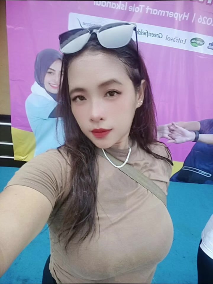 @user33099838375